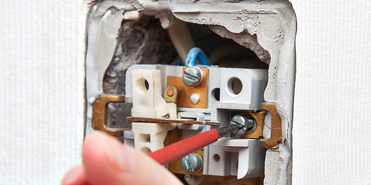 Common Electrical Hazards in the Workplace
