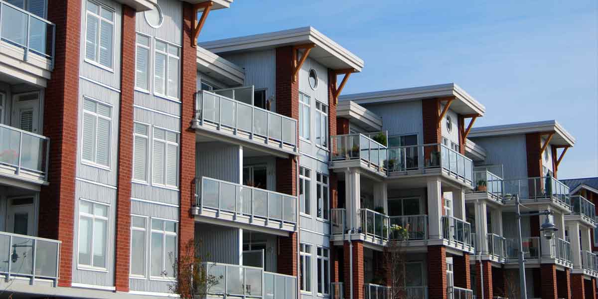 View of exterior of condo in Vancouver
