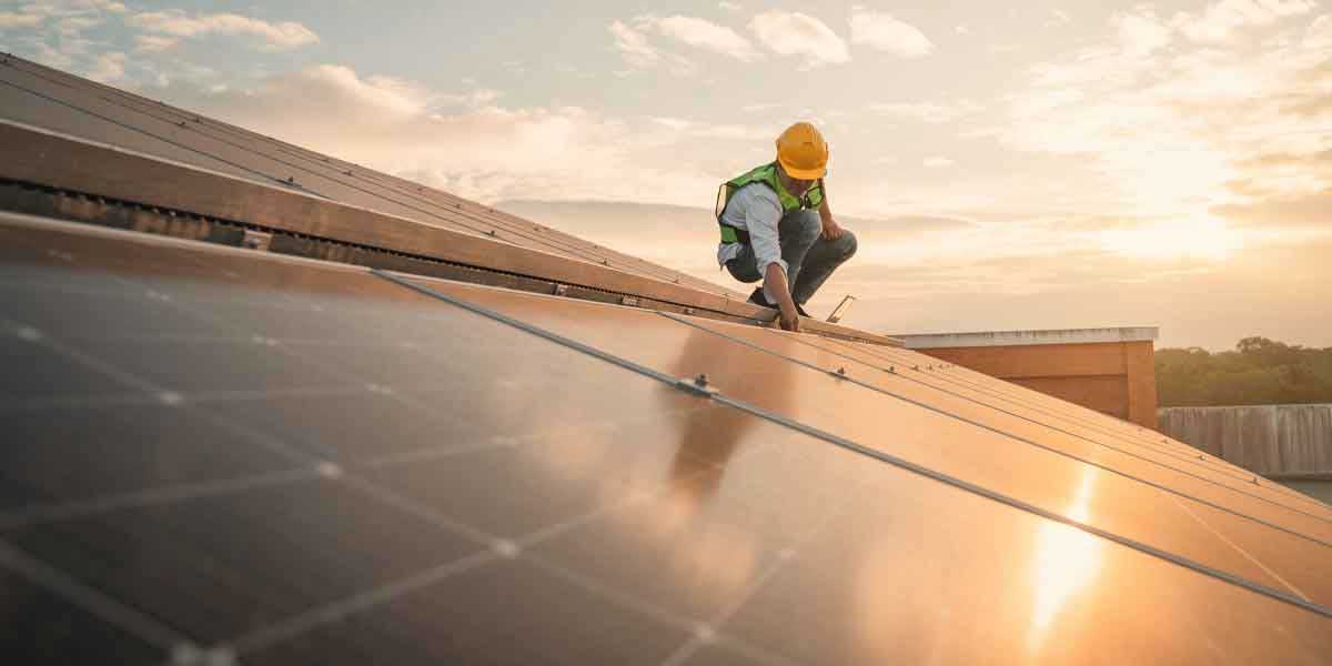 Unlock the Power of Solar with the Canada Greener Homes Loan