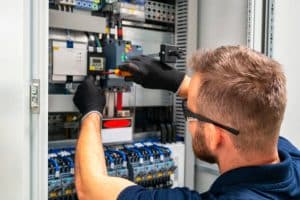 Electrician in Richmond, BC